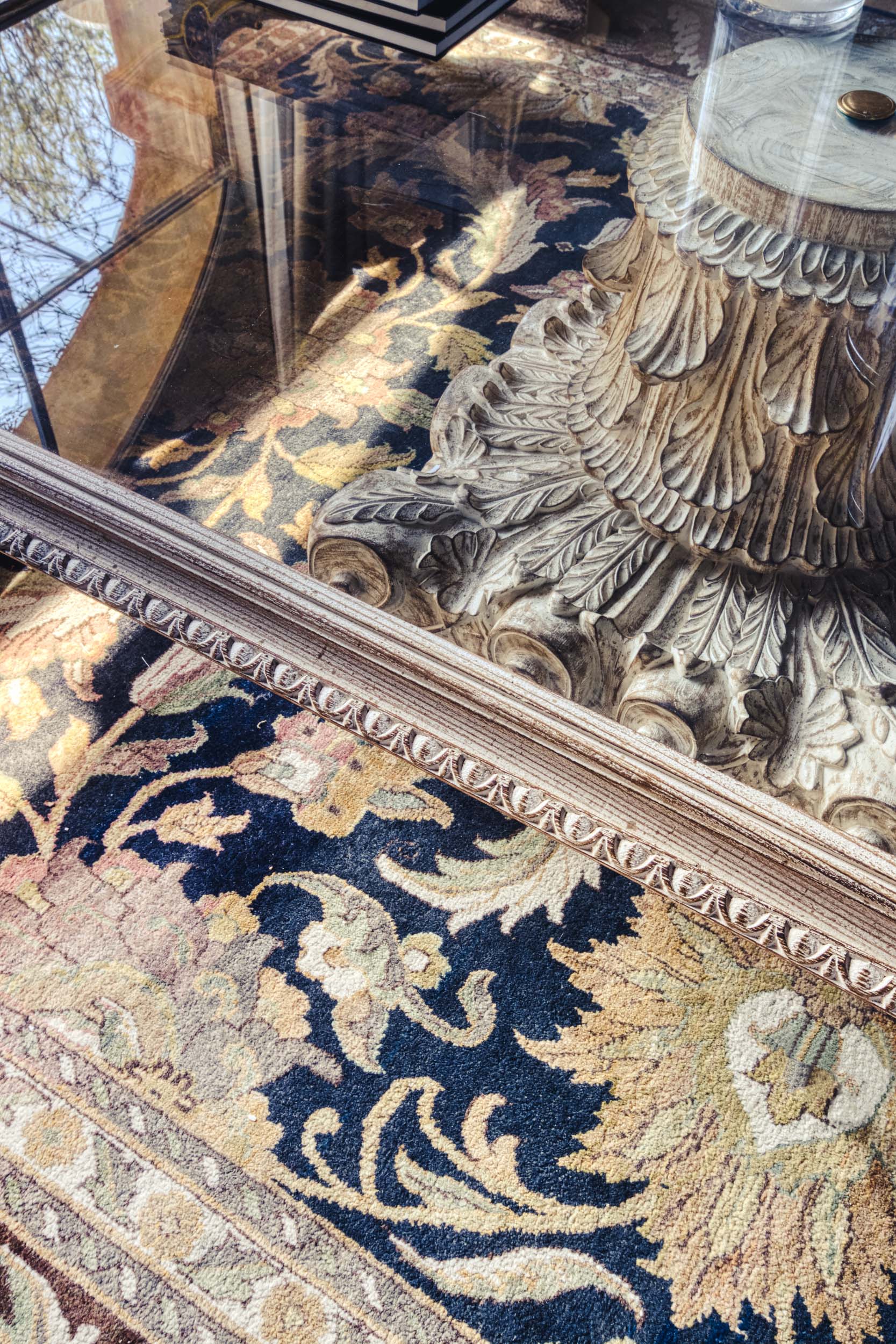 Glass table in the Bussandri Villa